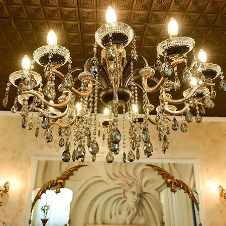 The Museum - Wonderful Super Central בוקרשט